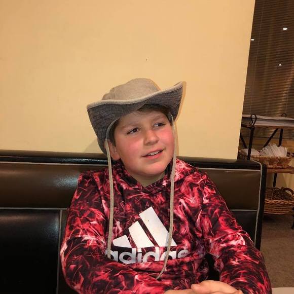 Meet your Posher, Carson - Picture 1 of 1